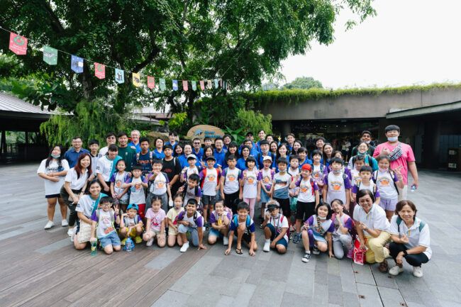 Extra Space Asia x Promisedland Community Service Group Shot - Resting after a long walk